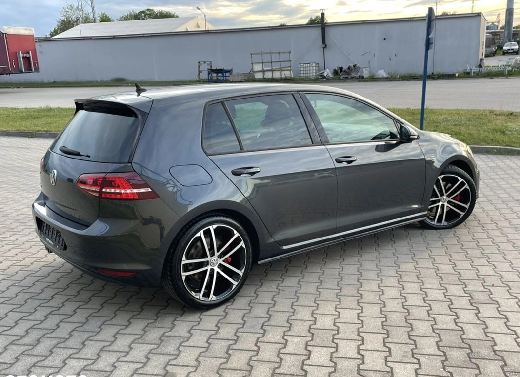 Volkswagen Golf cena 60800 przebieg: 195000, rok produkcji 2016 z Żary małe 596